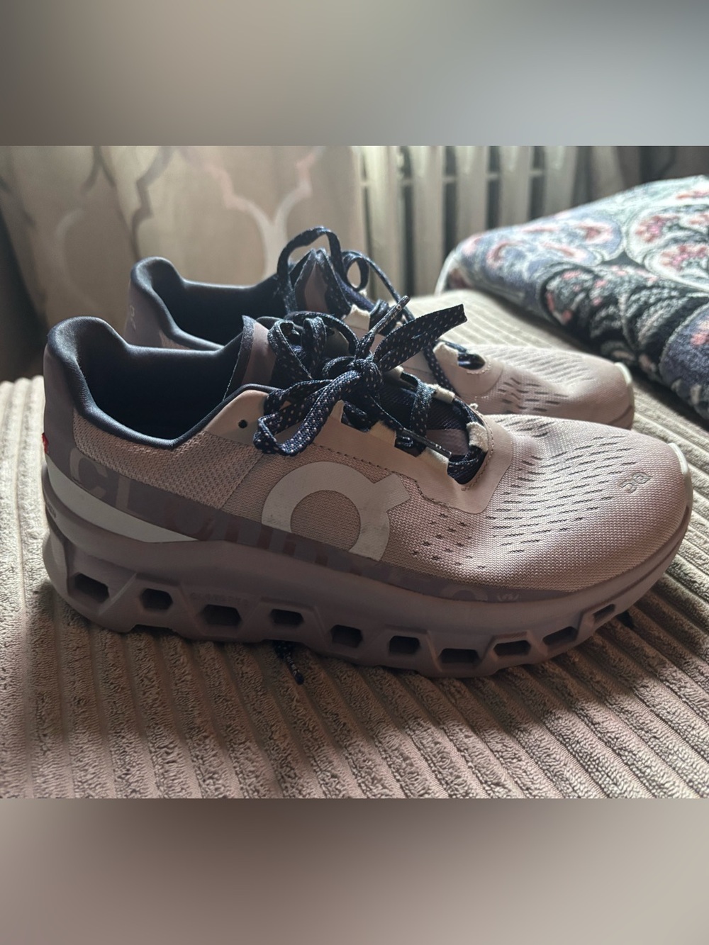 On Cloud Running Cloud Monster Women's Sneakers
